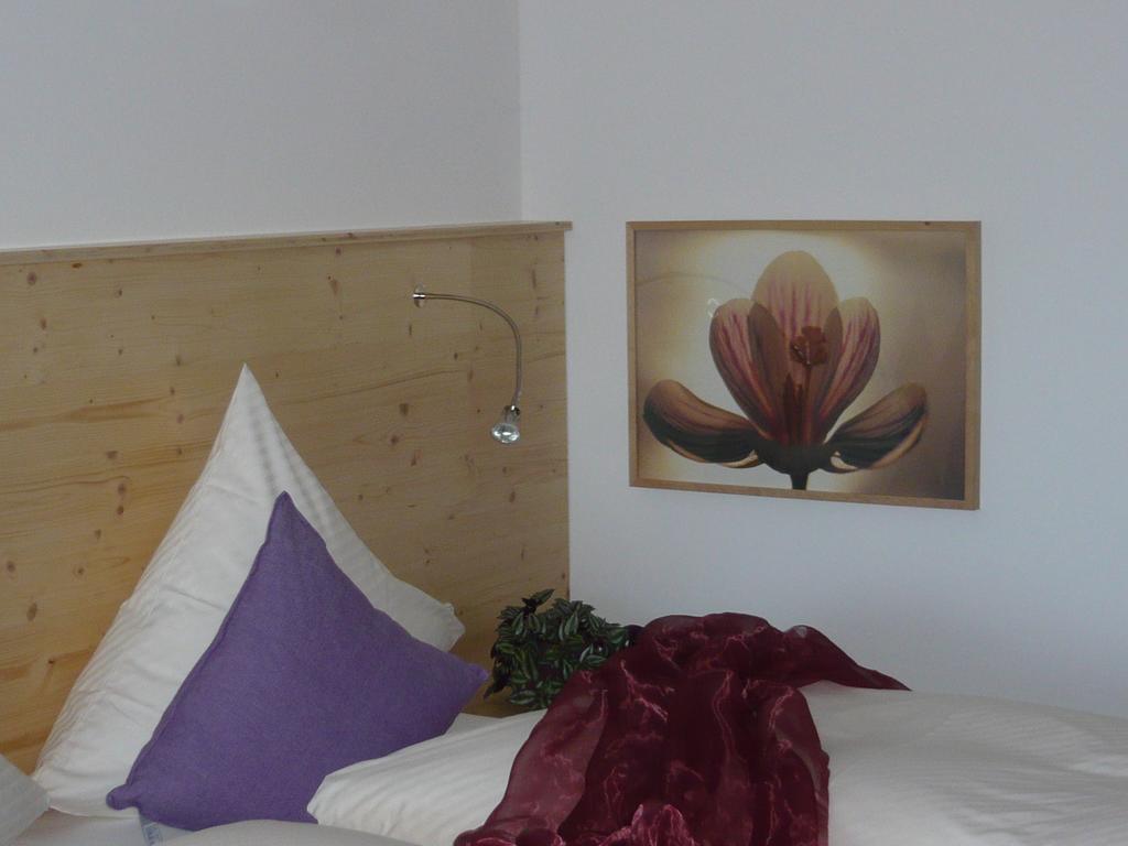 באד ליבנצל Hotel Hochwald מראה חיצוני תמונה